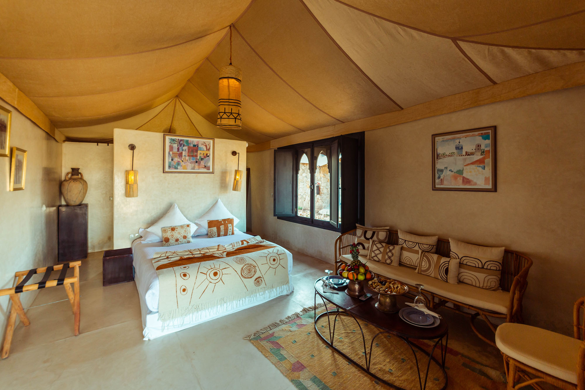 Superior Suite Agafay: Luxurious Desert Accommodation